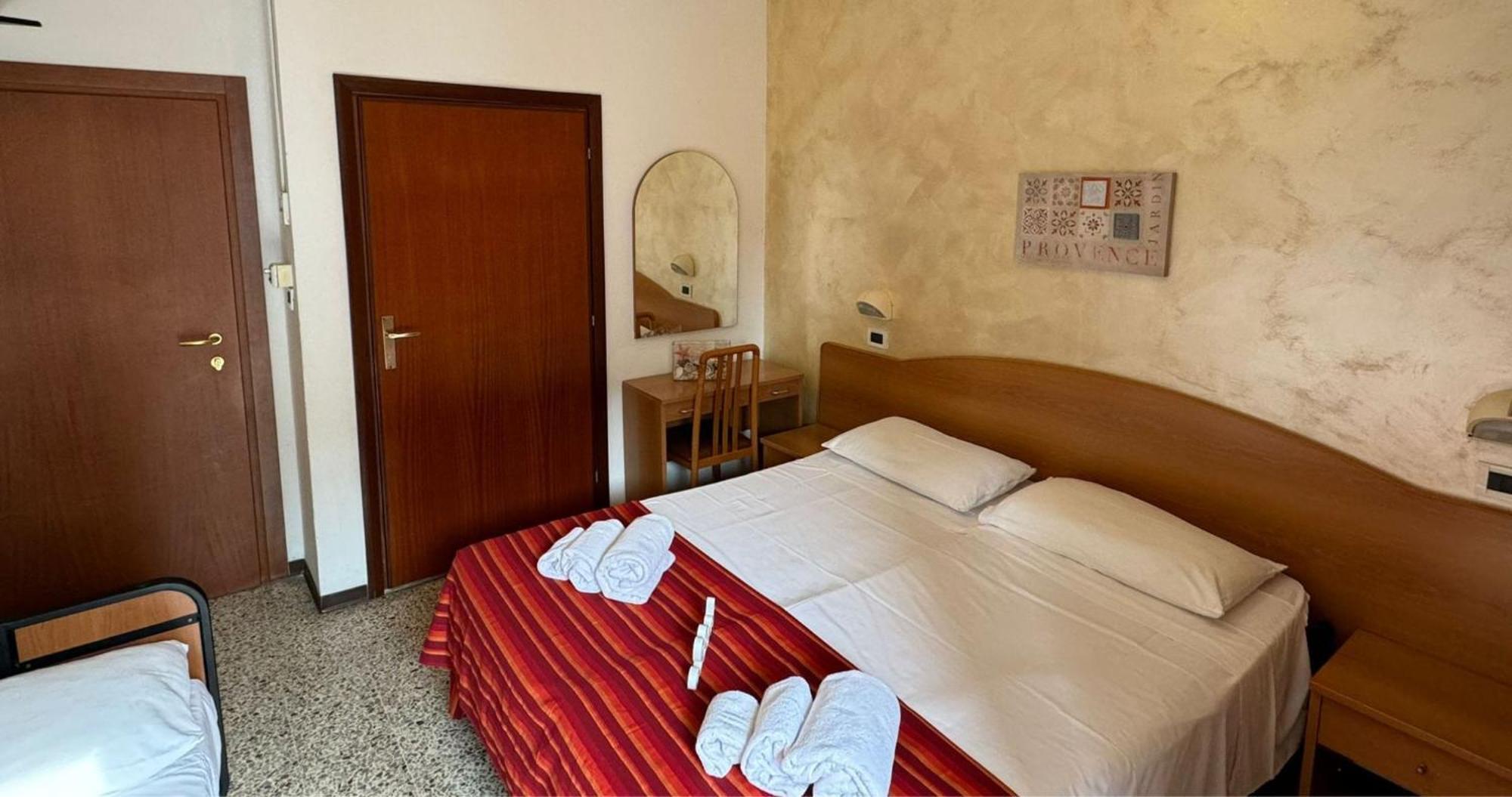 Hotel Caruso Rimini Exterior foto